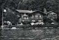 Hôtel-pension Zaugg au bord du lac de Thoune en Suisse.jpg